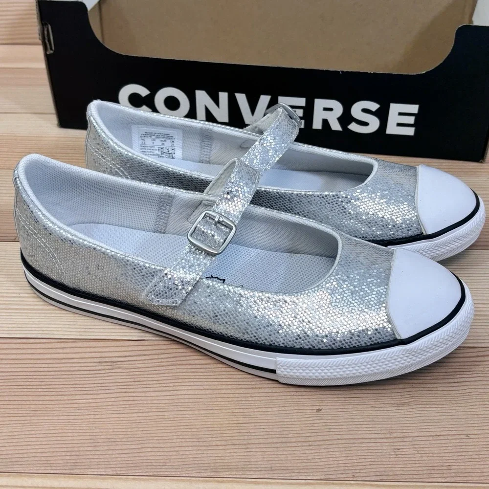Converse Chuck Taylor All Star Youth Size 2.5 Grey/Silver  Dainty Mary Jane Ox